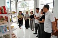 Sở Công thương tỉnh Ninh Bình Khảo sát điểm trưng bày, giới thiệu sản phẩm công nghiệp nông thôn tiêu biểu, sản phẩm OCOP tại Cửa hàng trưng bày sản phẩm OCOP Liên minh Hợp tác xã tỉnh Cà Mau