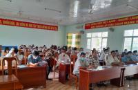 Khai giảng lớp tuyên truyền về kinh tế tập thể và hướng dẫn kỹ thuật nuôi tôm tại xã Hàng Vịnh, huyện Năm Căn, tỉnh Cà Mau.